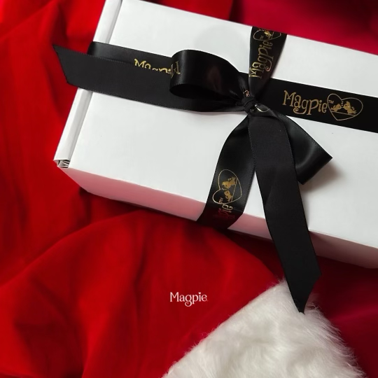 Magpie VIP Christmas Mystery Box