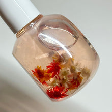 Load image into Gallery viewer, Nail &amp; Cuticle Oil - Mandarin + Nourishing Peptides
