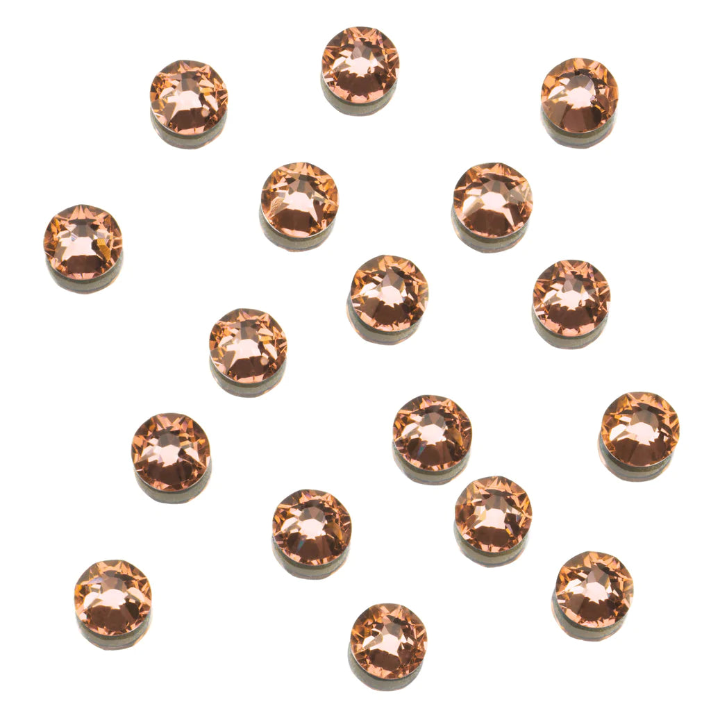 Ugly Duckling Clear as Mud Crystals - Champagne Flat Back - Round
