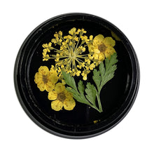 Load image into Gallery viewer, Yellow Dried Flowers
