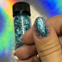 Giselle Chrome Flakes